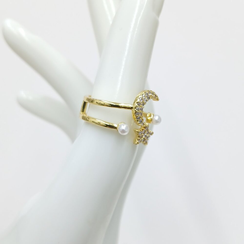 Ring - Picture 3 of 5